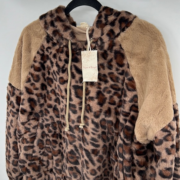 🆕Hem & Thread Faux Fur Fleece Crop Hooded Pullover Animal Print Leopard S,M &L - Picture 10 of 11